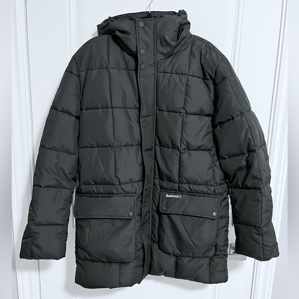 NWT - Barbour Snowfell Quilted Unisex Jacket - Men Size M/Women Size L